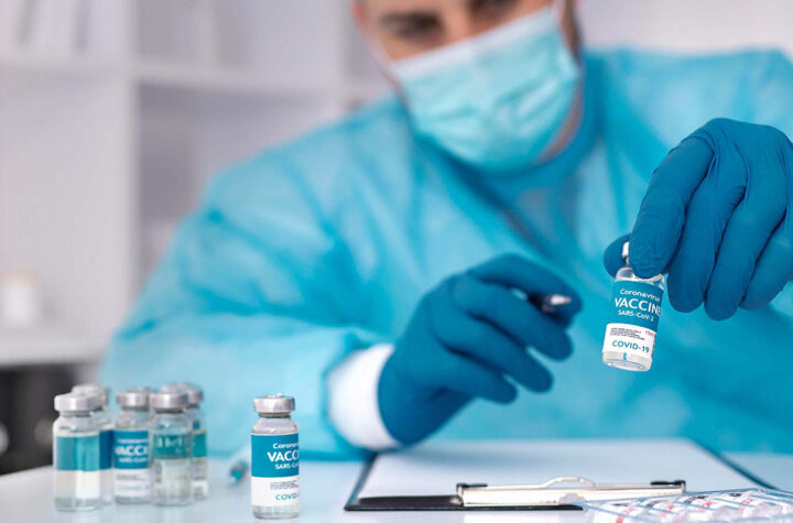 Prueban vacuna contra Ómicron