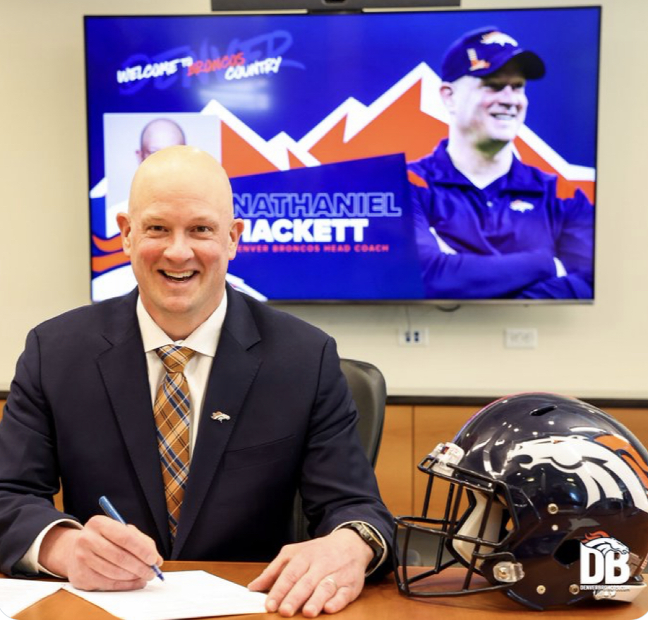 Nathaniel Hackett, nuevo entrenador de los Denver Broncos