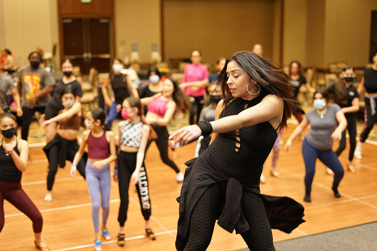 Bailarinas famosas de Latinoamérica: danza y pasión sobre los escenarios –  Somos Aurora