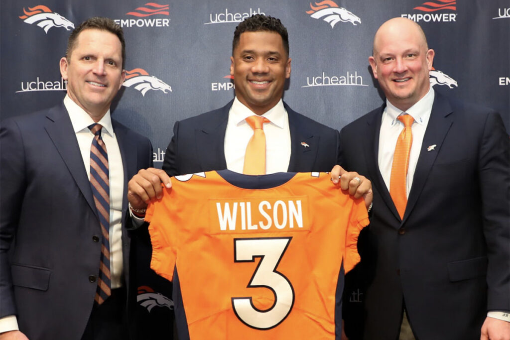 Russell Wilson llega para ganar 3 o 4 Super Bowls