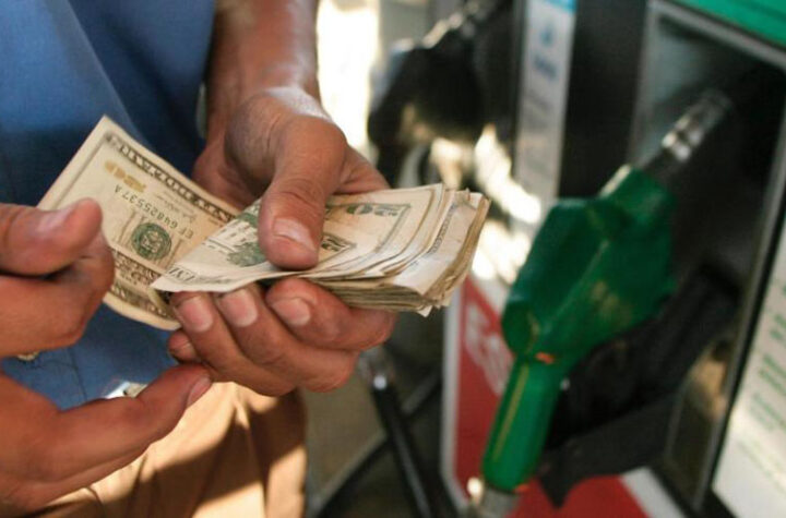 Suspende impuesto al combustible