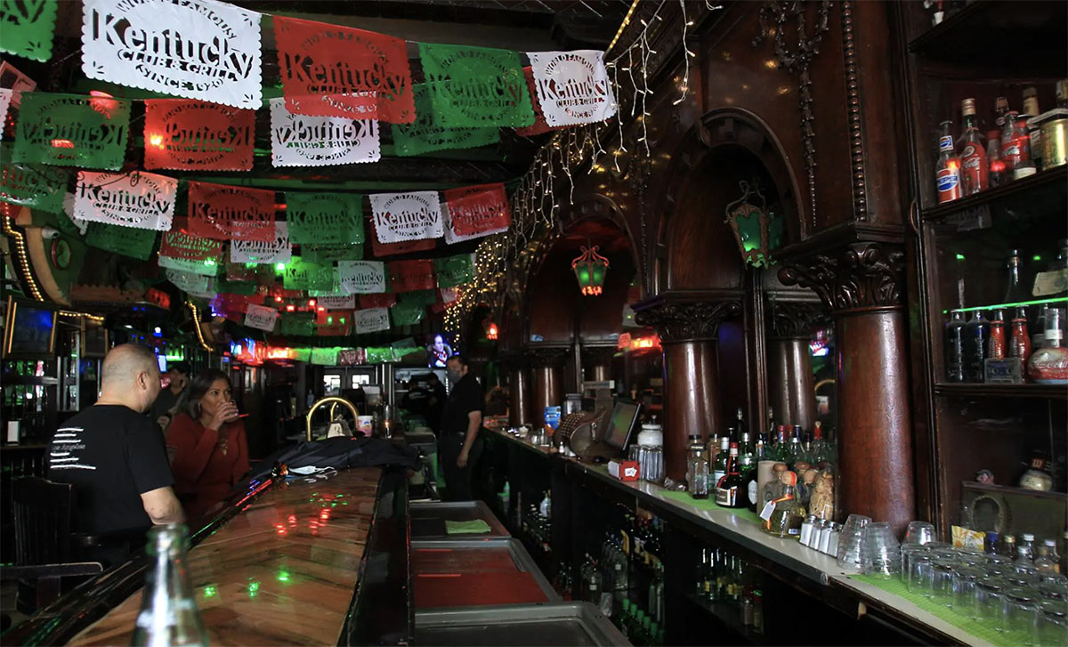 Centenario bar de Juárez supera trago amargo de la pandemia