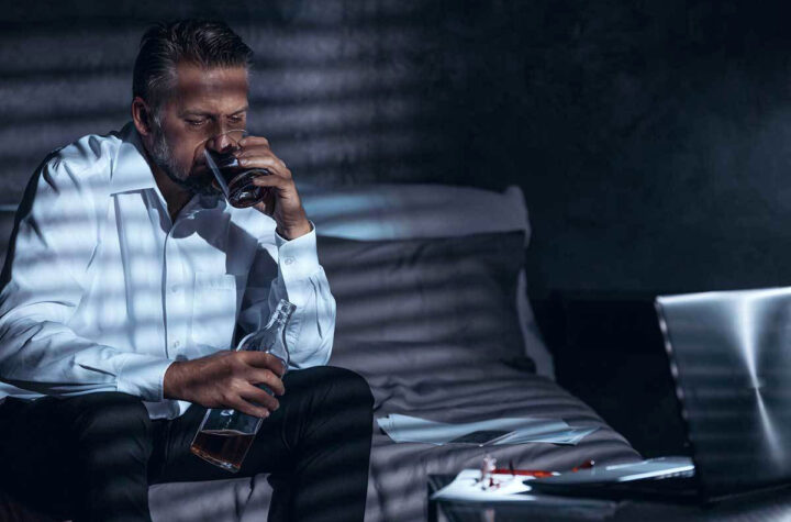 People with alcohol dependence fight against social stigma