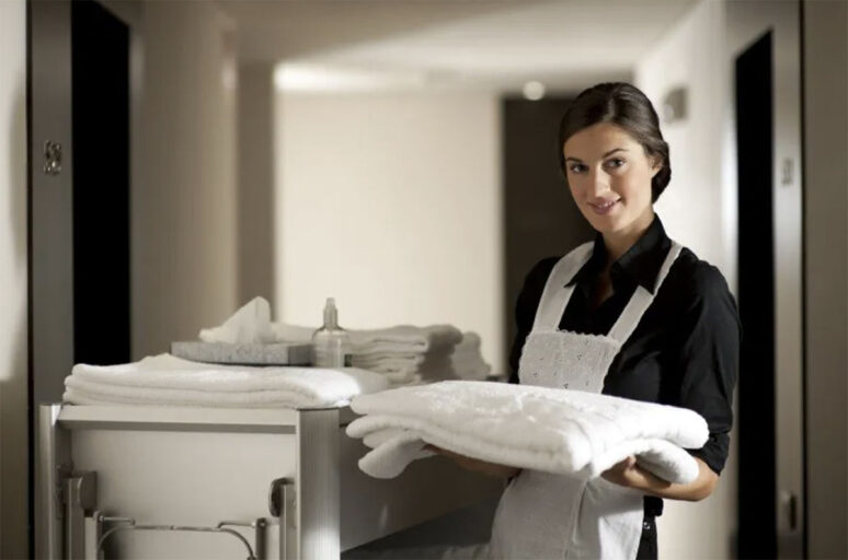 ¿Qué significa el trabajo de housekeeping?
