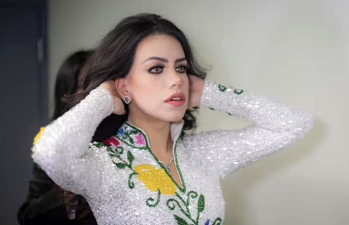 Cantante Mexicana es asesinada por su esposo en restaurante