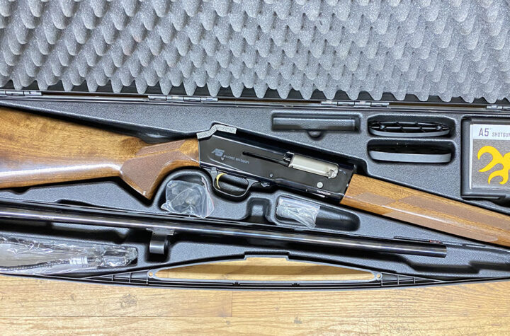 Rifles y pistolas como premio