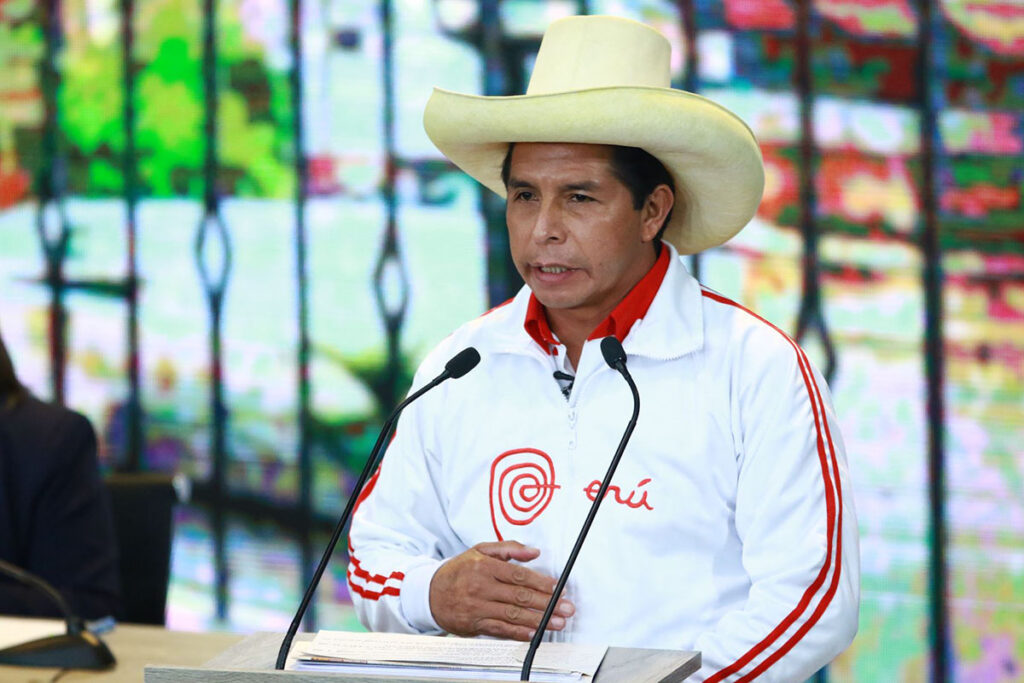 Renuncia al partido