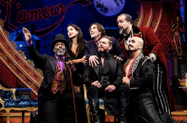 Coloradense hispano integra elenco de obra musical "Moulin Rouge"