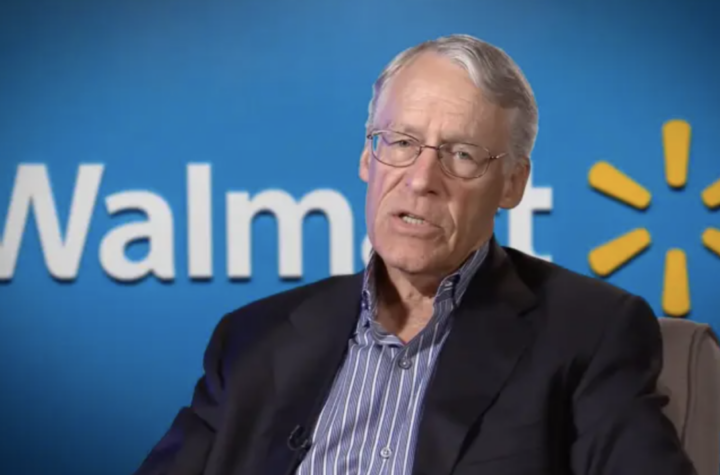 Herederos de fundador de Walmart compran los Denver Broncos