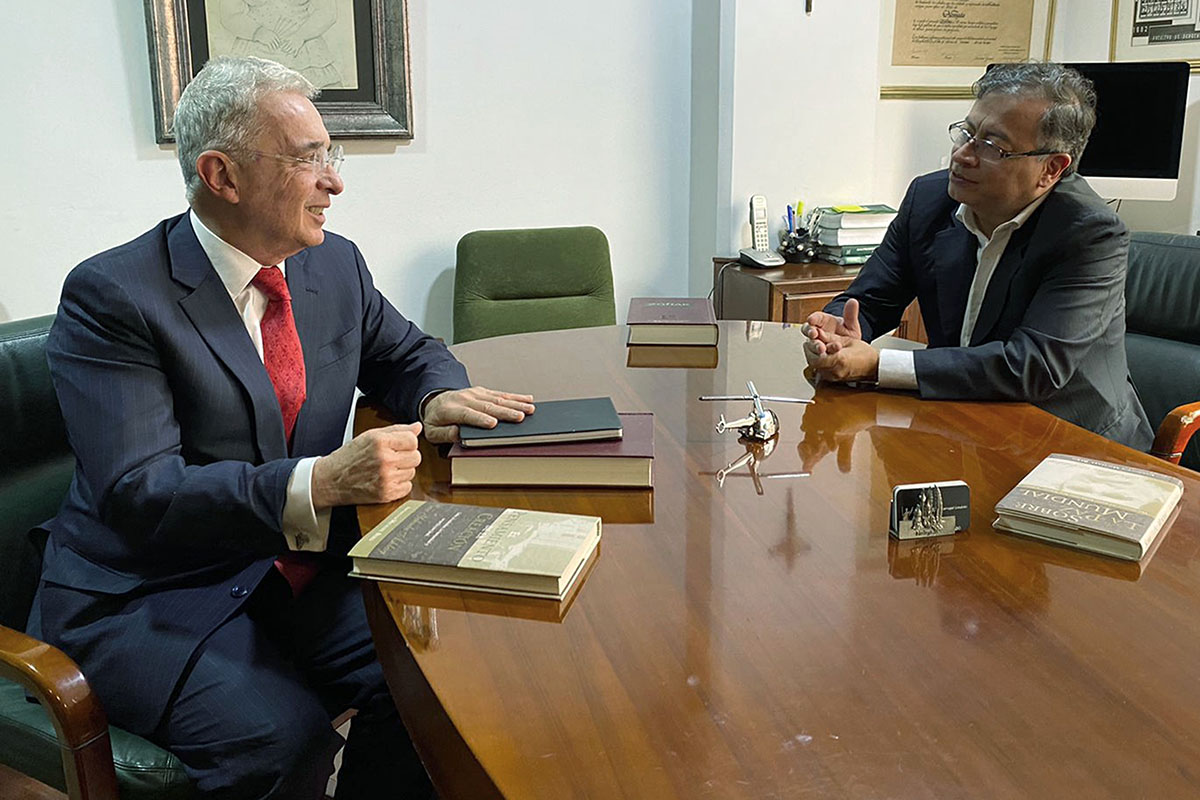 Archirrivales colombianos conversan
