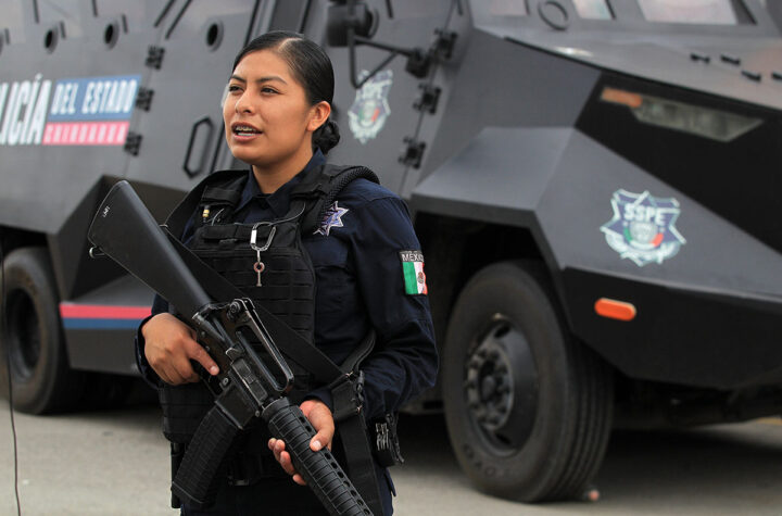 Indígena hace historia en Policía de Chihuahua
