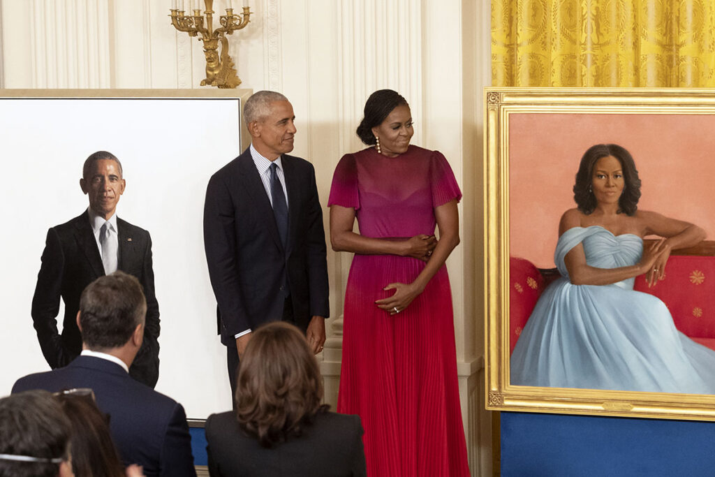 Revelan retratos de Barack y Michelle Obama