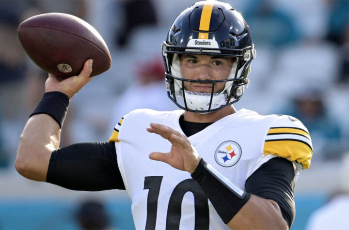 Los Steelers anuncian a Mitchell Trubisky como quarterback titular y capitán