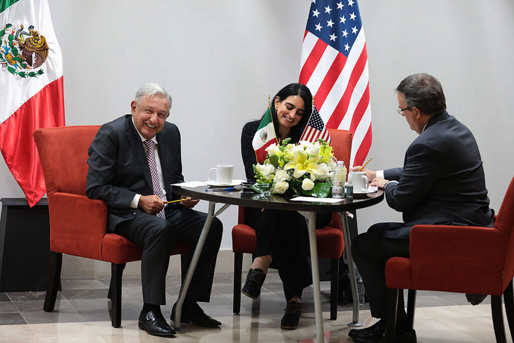 Biden y López Obrador acuerdan combatir cruce fronterizo ilegal