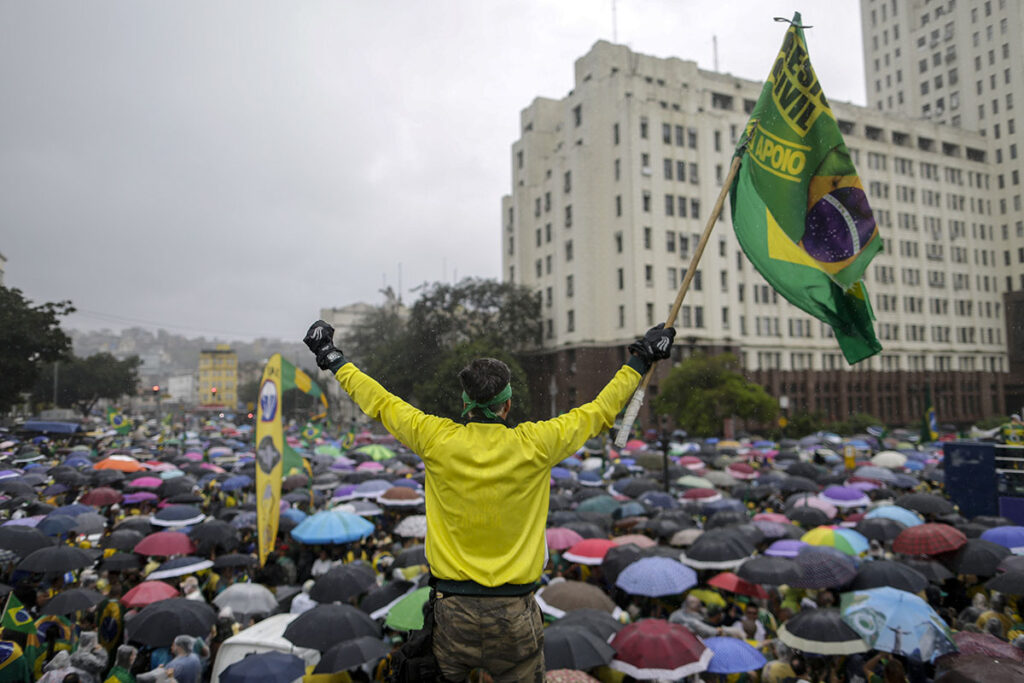 Bolsonaristas exigen golpe contra Lula