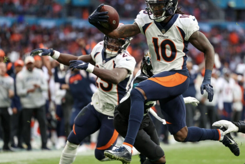 Broncos ganan en Londres