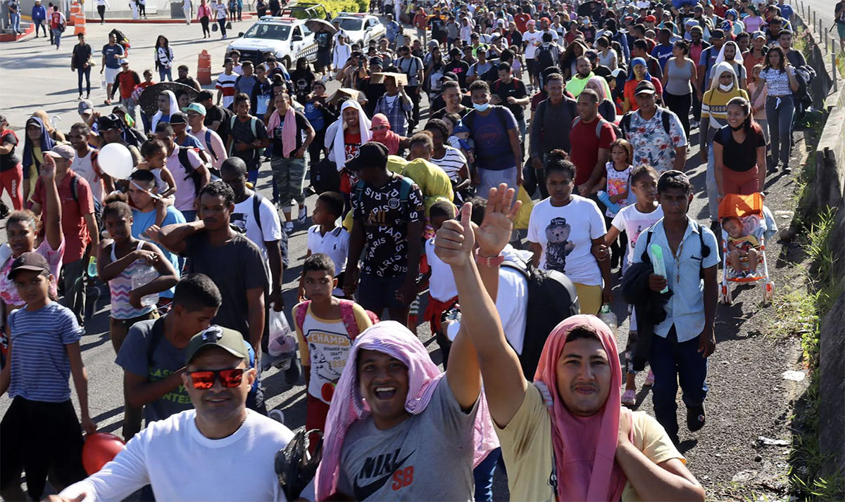 México niega permiso de tránsito a migrantes