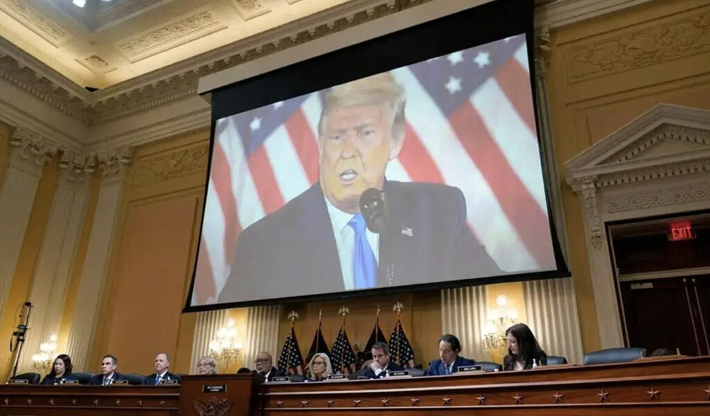 Comité bipartidista del Congreso piden inhabilitar a Trump