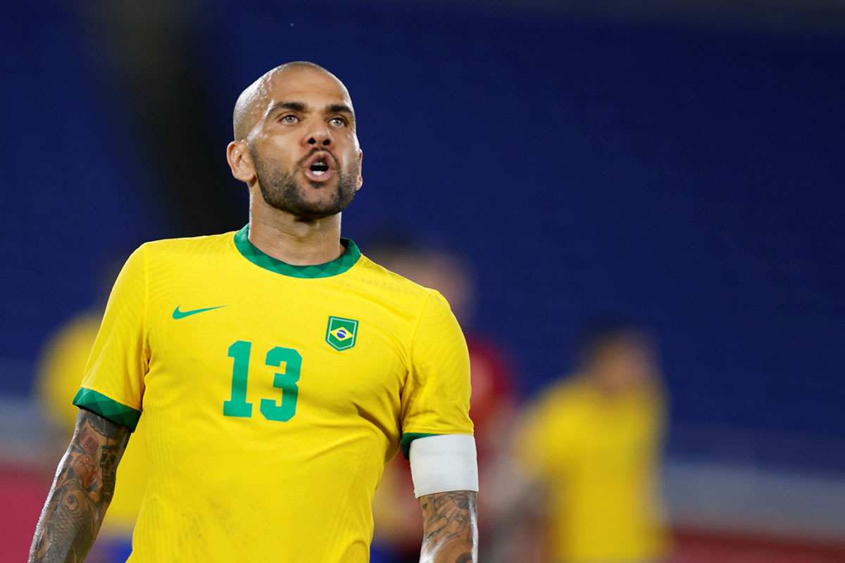 Brasileño Dani Alves enfrenta juicio por agresión sexual