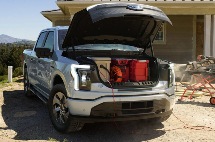 Premian la F-150 Lightning como Camioneta del Año