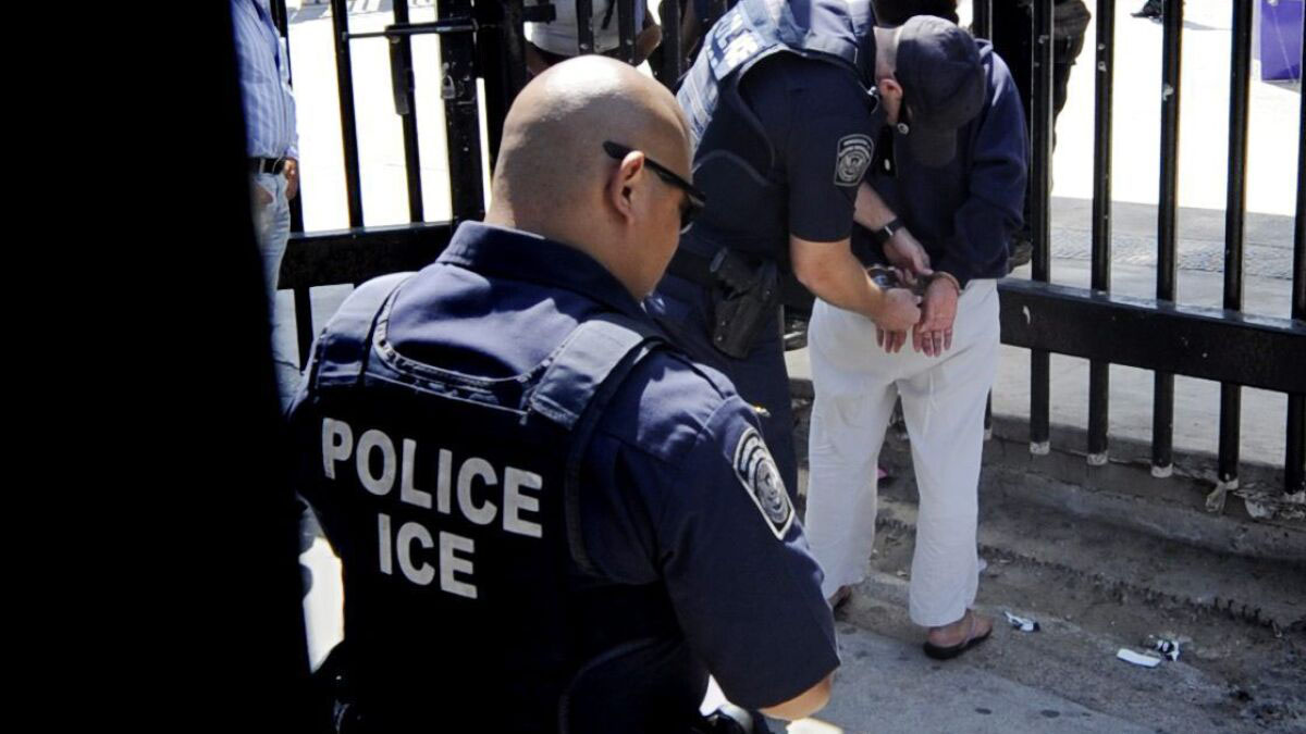 Detienen 220 inmigrantes con antecedentes penales