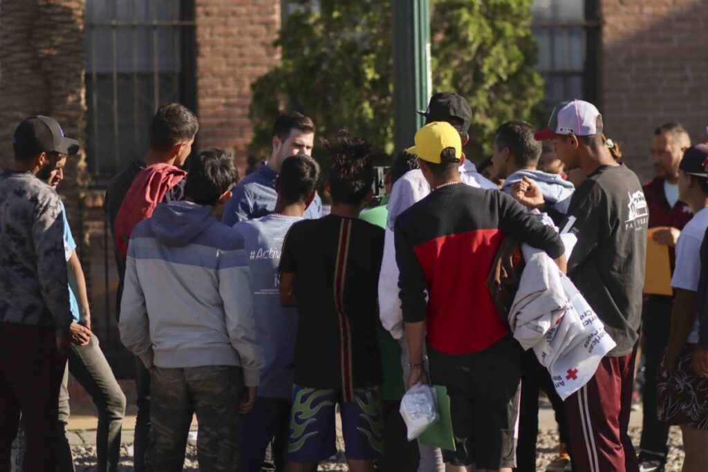 El Paso will continue sending migrants to other American cities