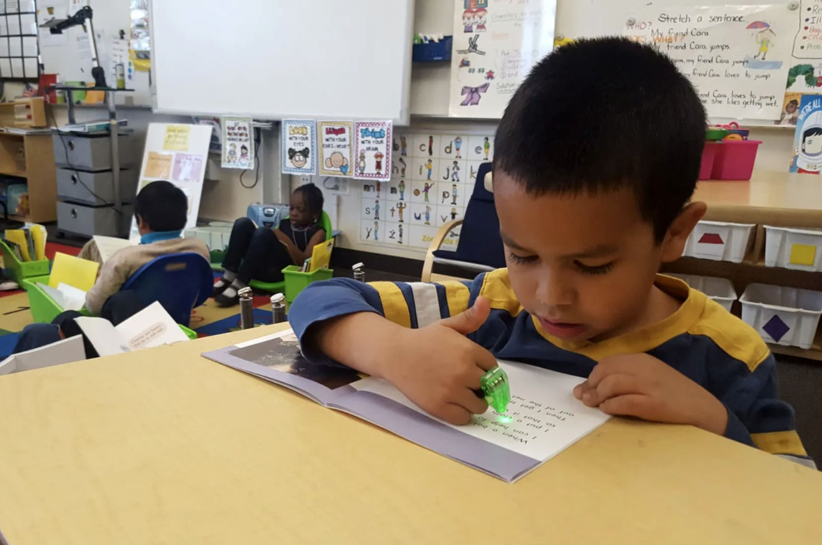 Escuelas de Boulder aplican novedoso método a estudiantes que aprenden inglés