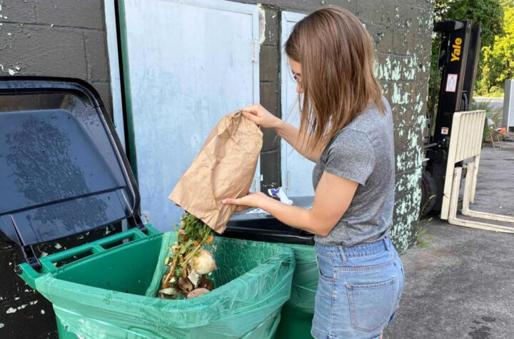 Use los contenedores verdes para depositar sus desechos de comida