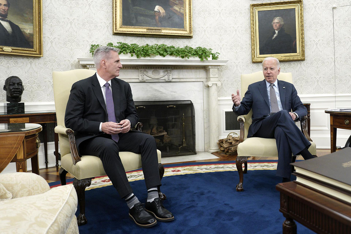 Aprueban pacto para entre Biden y McCarthy