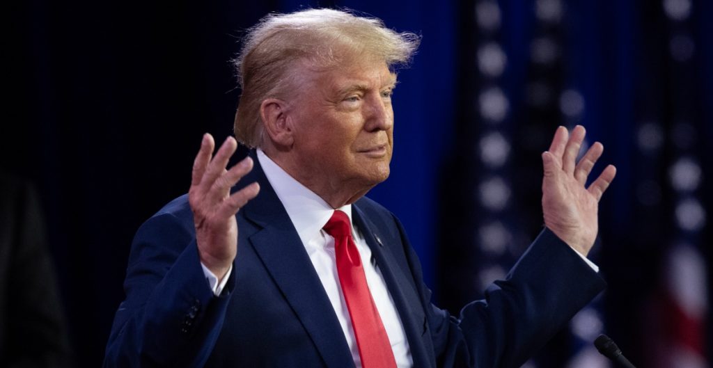 Cargos contra Trump