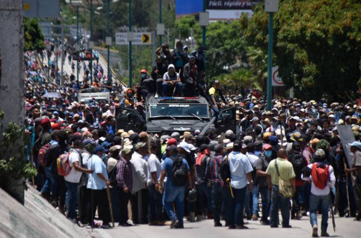 Caos y bloqueo de carreteras
