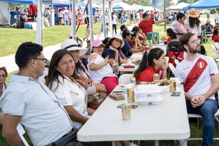 La fiesta peruana se movió a Longmont