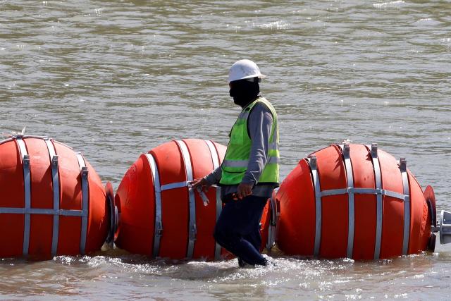 México indignado por boyas en río Bravo