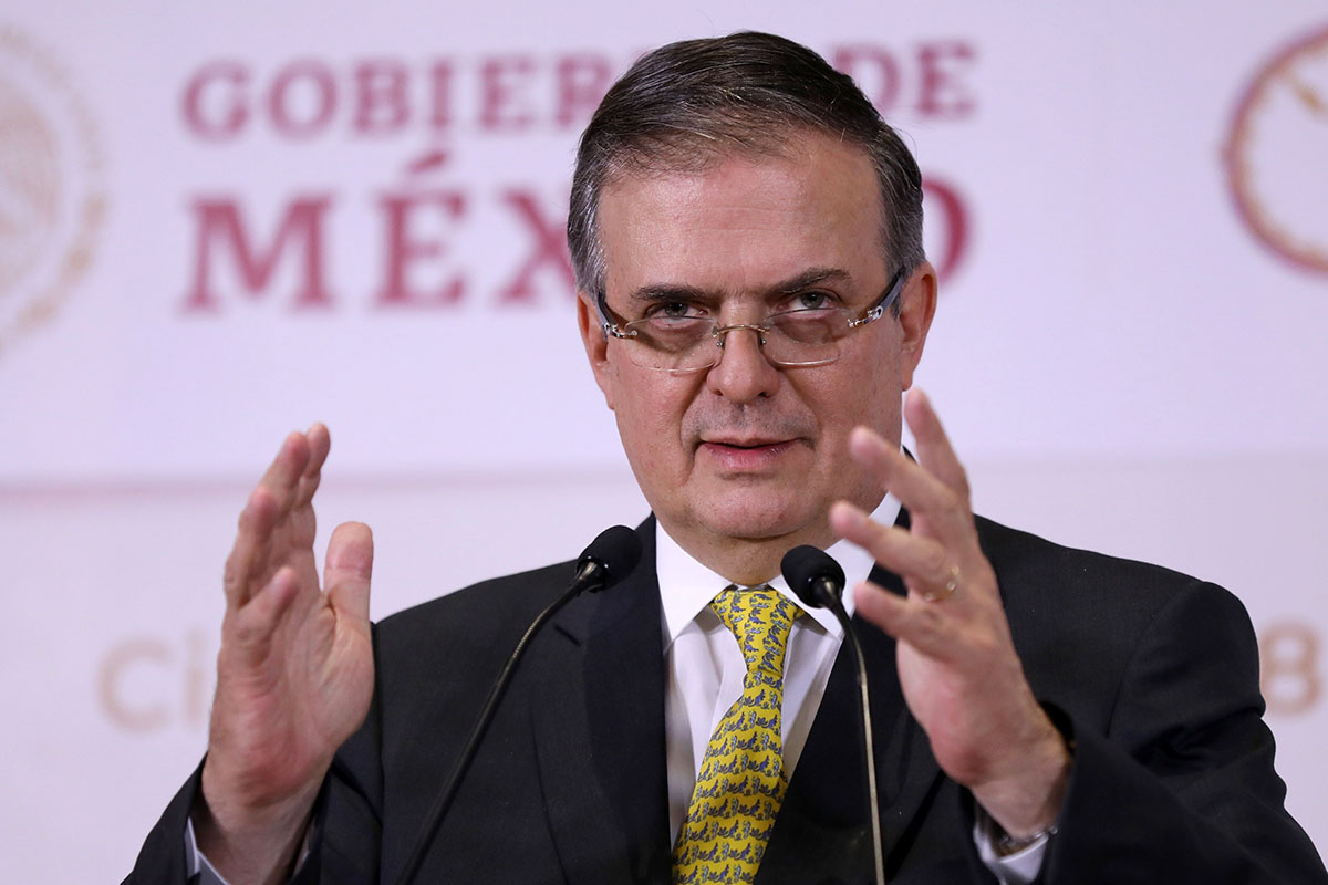Revisar encuestadoras  