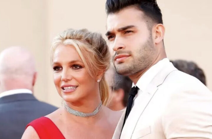 Britney Spears asegura sufrir por su divorcio