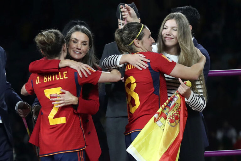 Españolas se proclaman campeonas del mundo