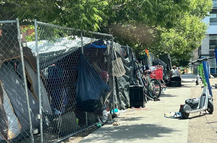 7-day Ultimatum to Evacuate Camps Representing Health and Safety Risks in Denver Ultimátum de 7 días para desalojar campamentos que representen riesgos a salud y seguridad en Denver