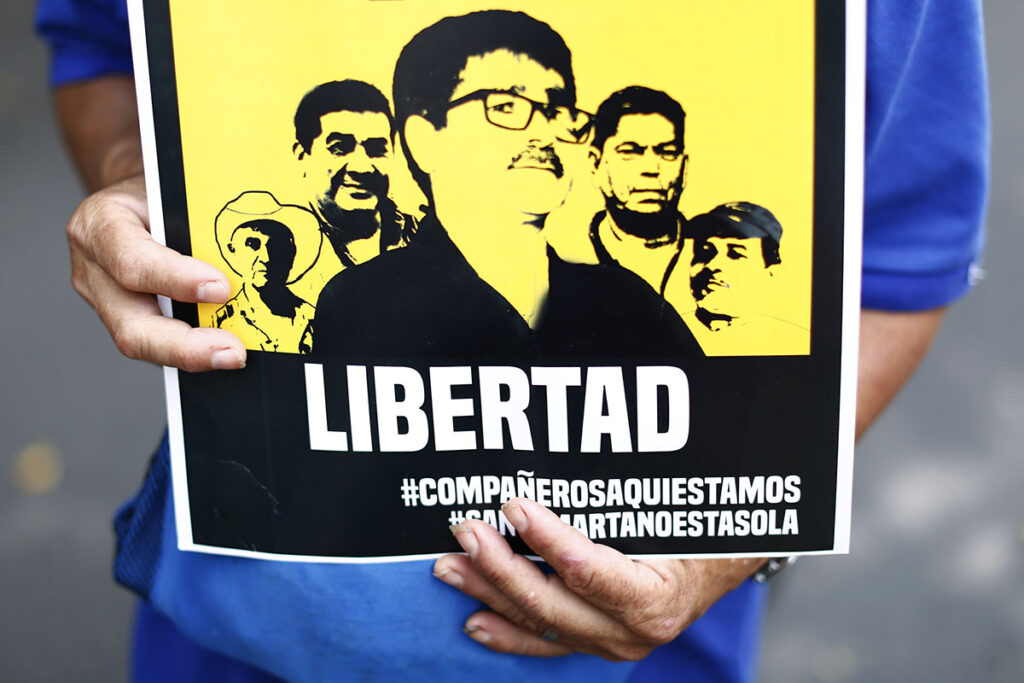Libertad para activistas