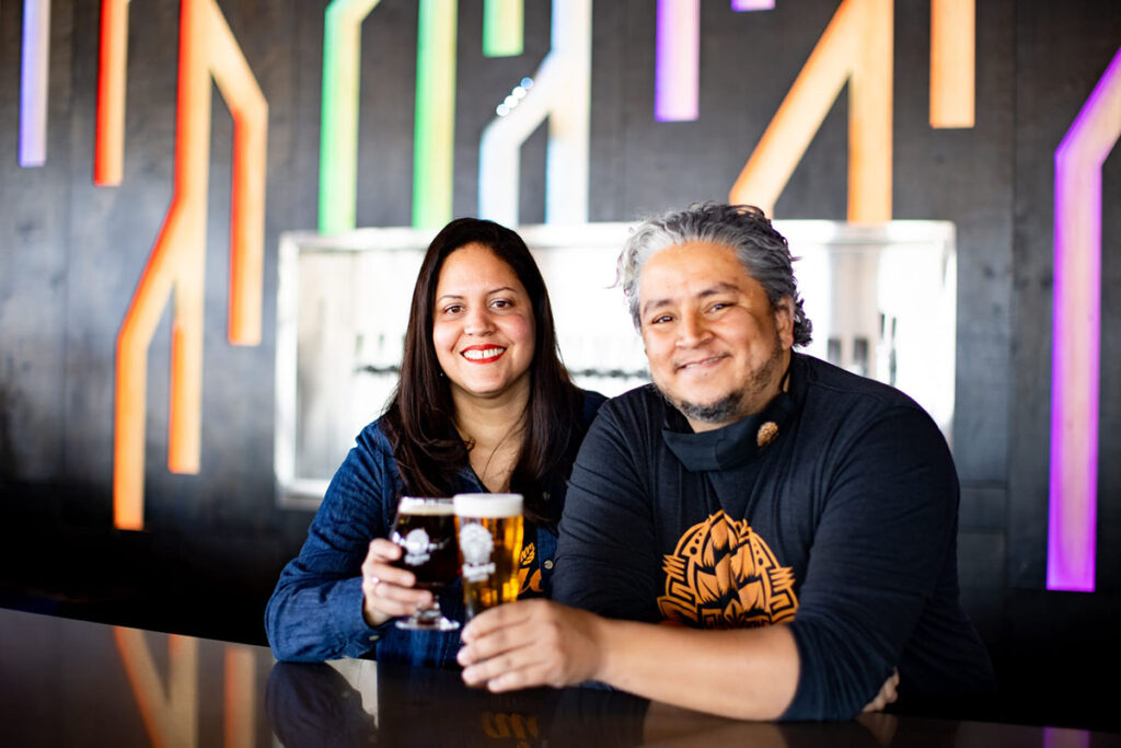 "Suave Fest" Gathers 40 Hispanic Brewers from Across the EE.UU. “Suave Fest” congrega en Denver cerveceros hispanos de EEUU