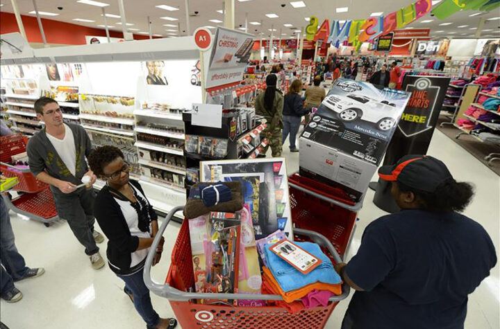 Target cierra nueve tiendas por robos e inseguridad