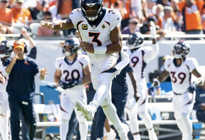 Broncos ganan el primero