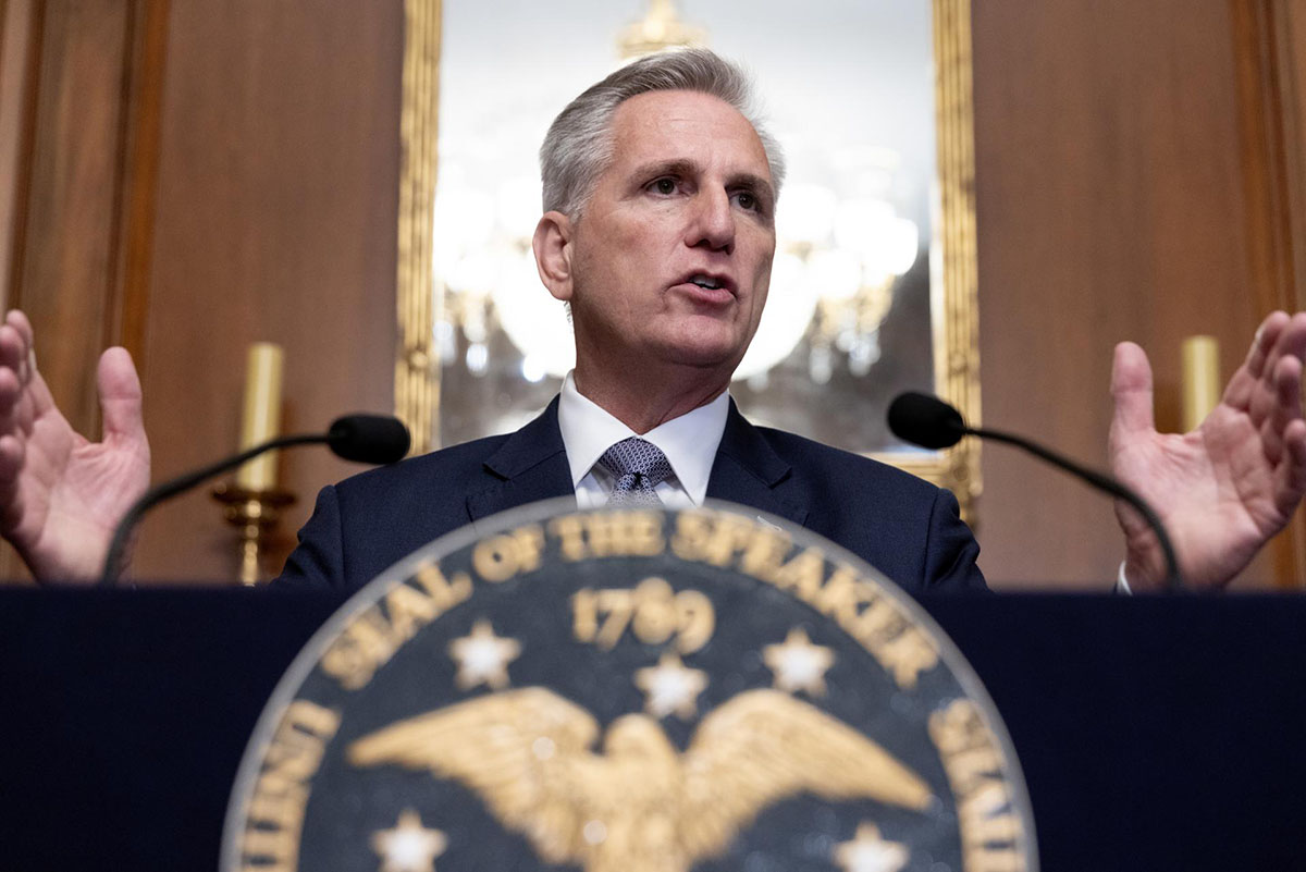 Trumpistas castigan a McCarthy