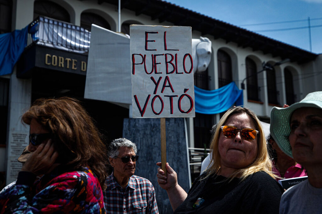 Arévalo denuncia golpe de estado en su contra