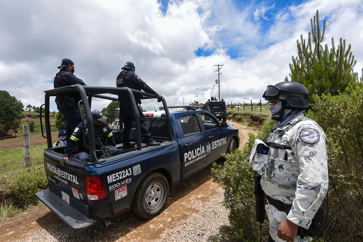 Pobladores de Texcaltitlán enfrentados a Familia Michoacana