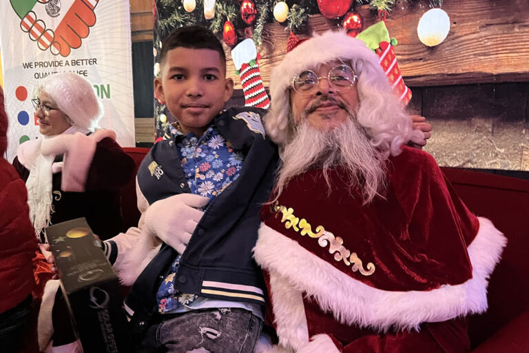 Tocando corazones de los más pequeños