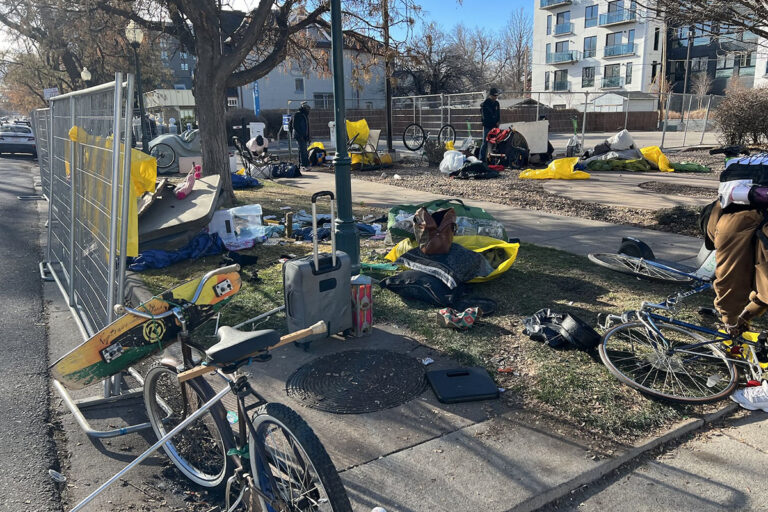 Otros 300 indigentes reciben un techo de manera provisional en Denver Another 300 Homeless Individuals Receive Temporary Shelter in Denver