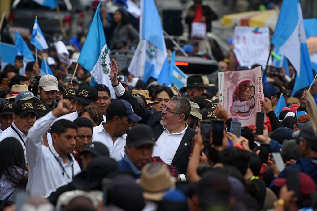 Fiscal de Guatemala da golpe de estado