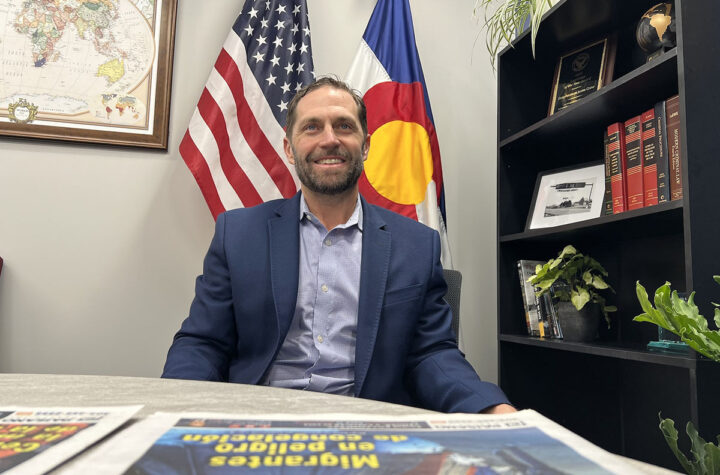 Crow: “Gaza demands military, political and humanitarian action” Crow: “Gaza reclama acción militar, política y humanitaria”