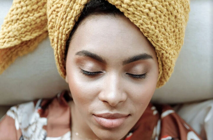 Abrazando el descanso, la relajación y la familia Embracing Rest, Relaxation, and Family: A Vital Recipe for a Fulfilling Holiday Season!