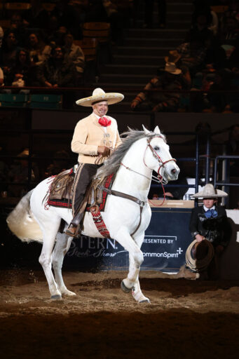Celebrando tradición y herencia mexicana